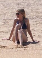 Gwyneth paltrow in bikini at a beach in cabo san lucas mexico 4 2 2017 15