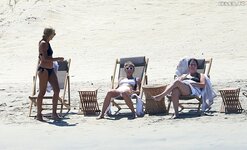 Gwyneth paltrow in bikini beach in cabo mexico september 2016 20