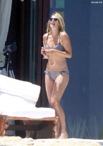 Maria sharapova shows off bikini body on vacation with boyfriend in cabo mexico july 2014 18