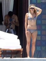 Maria sharapova shows off bikini body on vacation with boyfriend in cabo mexico july 2014 13
