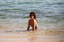 Monica Cruz Sexy Swimsuit on Beach in Zaharade Los Atunes 5