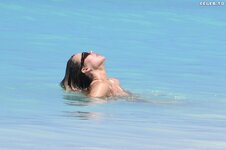 Khloe Kardashian in swimsuit on vacation in the Turks and Caicos 04 03 2024  10 