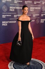 Katy_Perry_at_the_10th_Annual_Breakthrough_Prize_Ceremony_in_Los_Angeles_04-13-2024__12_.jpg