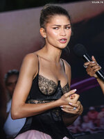 Zendaya   Premiere of Amazons Challengers 2024 04 16   07