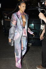 Karrueche Tran - braless arriving Vanity Fair Party in Hollywood 22.03.22 - 272911931_1-23.jpg