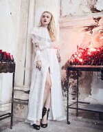 Dakota Fanning - The Edit Magazine, 2016-10 - 07.jpg