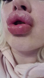 Vivianroseofficial 09 01 2021 2000112833 The bigger the lips the better  Do you agree 2