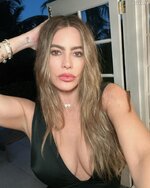 Sofiavergara 20240430 p 3357877318210570583 2 3357877312330350024