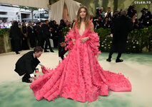 Jessica Biel   2024 Met Gala 2024 05 06   09