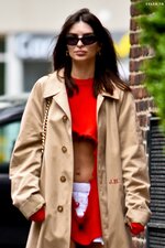 Emily ratajkowski braless underboob nyc 8