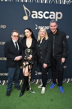 Charli xcx braless cleavage ascap pop music awards 11