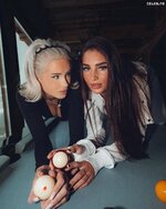 _galleries_AmalieOlufsen-AmalieOlufsenAndMaddyChearyPosingForBabepedia_Amalie Olufsen & Maddy ...jpg