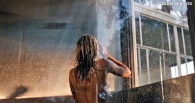Miley Cyrus shows her sexy nude body under the shower in a sexy video 0