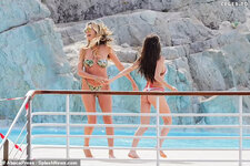 Heidi_Klum-20240523-With_Leni_in_Cannes-08.jpg