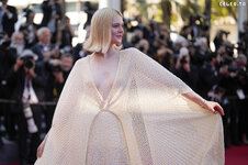 Elle Fanning - 77th Cannes Film Festival Cannes, Frankreich, 25.5.2024 - 07.jpg