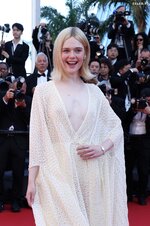 Elle Fanning - 77th Cannes Film Festival Cannes, Frankreich, 25.5.2024 - 21.jpg