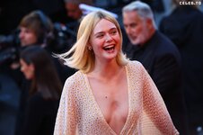 Elle Fanning - 77th Cannes Film Festival Cannes, Frankreich, 25.5.2024 - 23.jpg