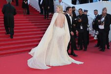 Elle Fanning - 77th Cannes Film Festival Cannes, Frankreich, 25.5.2024 - 26.jpg