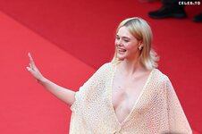 Elle Fanning - 77th Cannes Film Festival Cannes, Frankreich, 25.5.2024 - 27.jpg