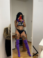 inky_real-2021-03-27-2066064050-I am Selling my outfit from yesterday gang. Bang.jpg