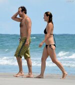 Olivia Wilde - Bikini Candids in Wilmington (5).jpg