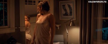 Jennifer Lopez nude Lexi Atkins nude   The Boy Next Door 2015 1