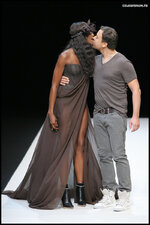 Naomi Campbell nipple runway 17