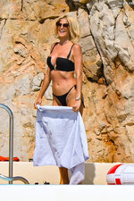 Victoria Silvstedt in Bikini at Eden Roc hotel in Antibes 05 24 2023  34 