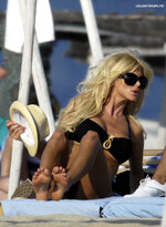 Victoria Silvstedt  Bikini St Tropez 4