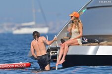 Heidi Klum in Bikini on a yacht in the South of France 05 30 2023  35 
