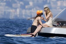 Heidi Klum in Bikini on a yacht in the South of France 05 30 2023  51 