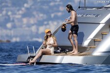 Heidi Klum in Bikini on a yacht in the South of France 05 30 2023  58 