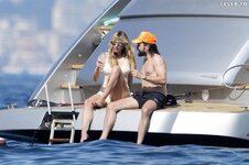 Heidi Klum in Bikini on a yacht in the South of France 05 30 2023  59 
