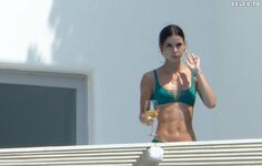 23 Lena Meyer Landrut Topless Paparazzi