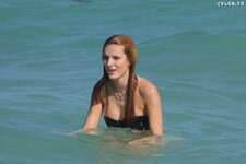 Bella thorne in bikini on the beach in miami 1711 11