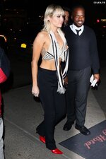 Miley cyrus nipple slip while out in nyc 9570
