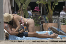 Melissa Roxburgh in Bikini at the beach in Barcelona 07 03 2023  61 